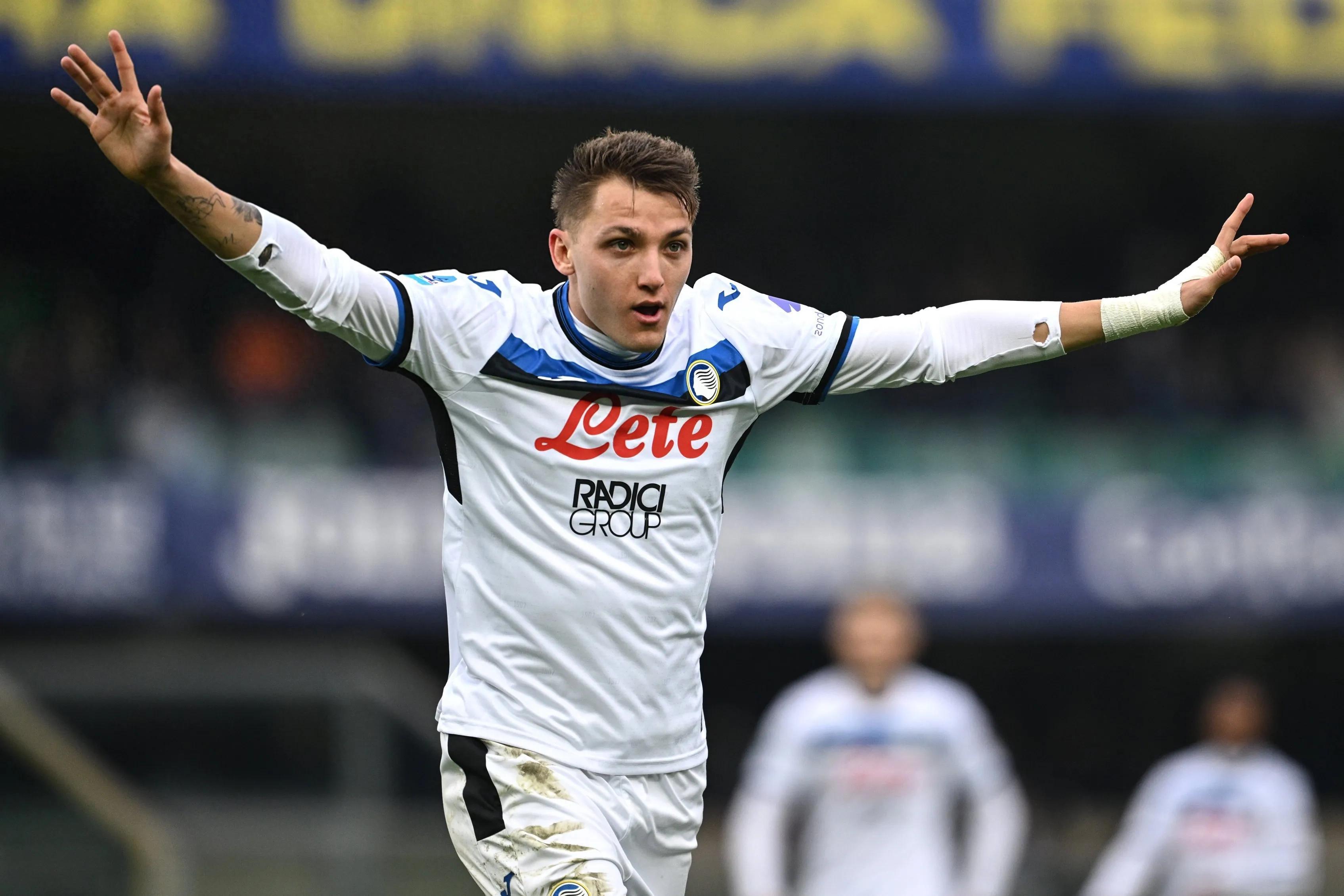 里程碑夜AC米兰主帅复盘，亚冠转会期刷纪录，引发热议，训练强度明显提升-爱游戏体育下载